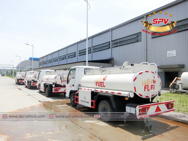 ISUZU Fuel Tanker Truck 3000 Liters-08